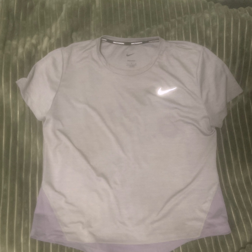 Nike Women's Light Gray and Lavender Tee